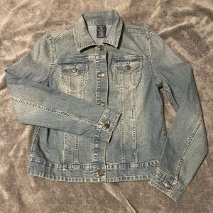 Faded Glory denim button down collared short Jacket size small(4-6)
